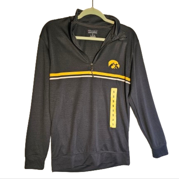 Champion Iowa Hawkeyes Long Sleeve Pullover Men's Size Small NWT - Picture 1 of 10
